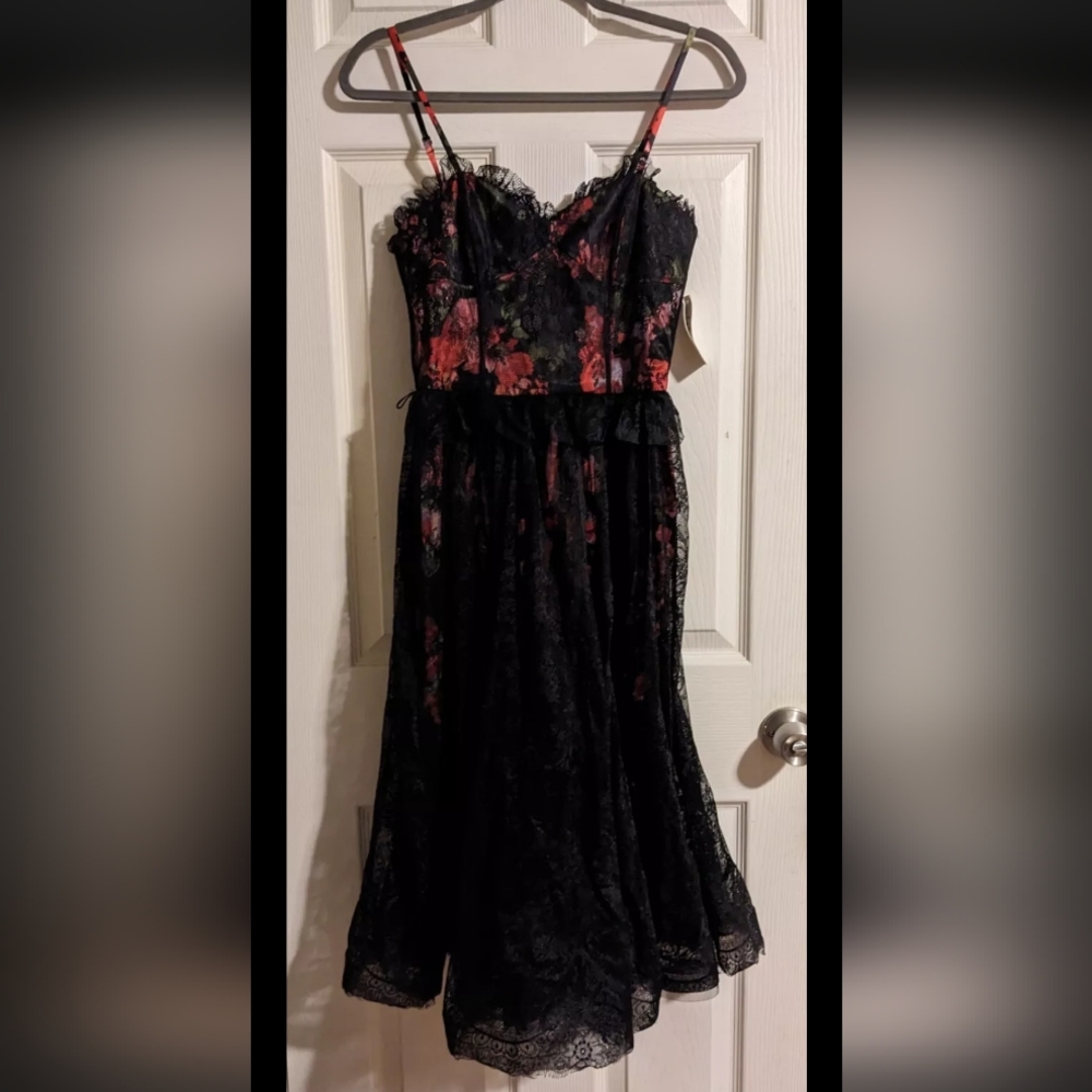 Pearl by Georgina Chapman Dress 4 Black Lace Floral Print Midi Party
